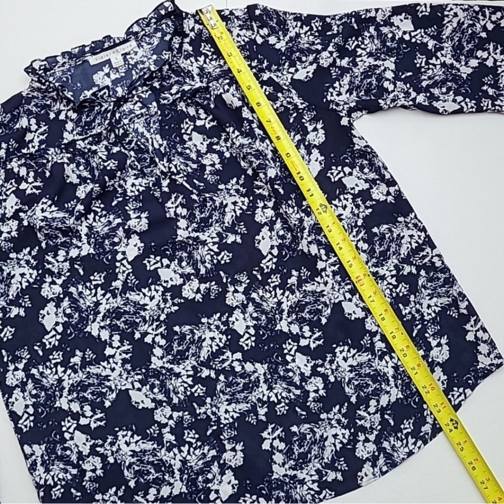Violet + Claire Women's Blouse White Navy Floral Long Sleeve Semi Sheer Size S - Picture 15 of 15